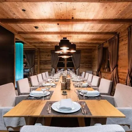 Chalet 5bdr With Ski In Ski Out Access And Sauna- If You Want To Book, Please Contact On Wh-ats-app - 0034-605-434-371 !!!! Oberlech