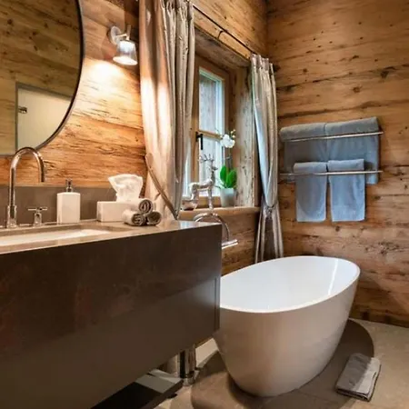 Chalet 5bdr With Ski In Ski Out Access And Sauna- If You Want To Book, Please Contact On Wh-ats-app - 0034-605-434-371 !!!!